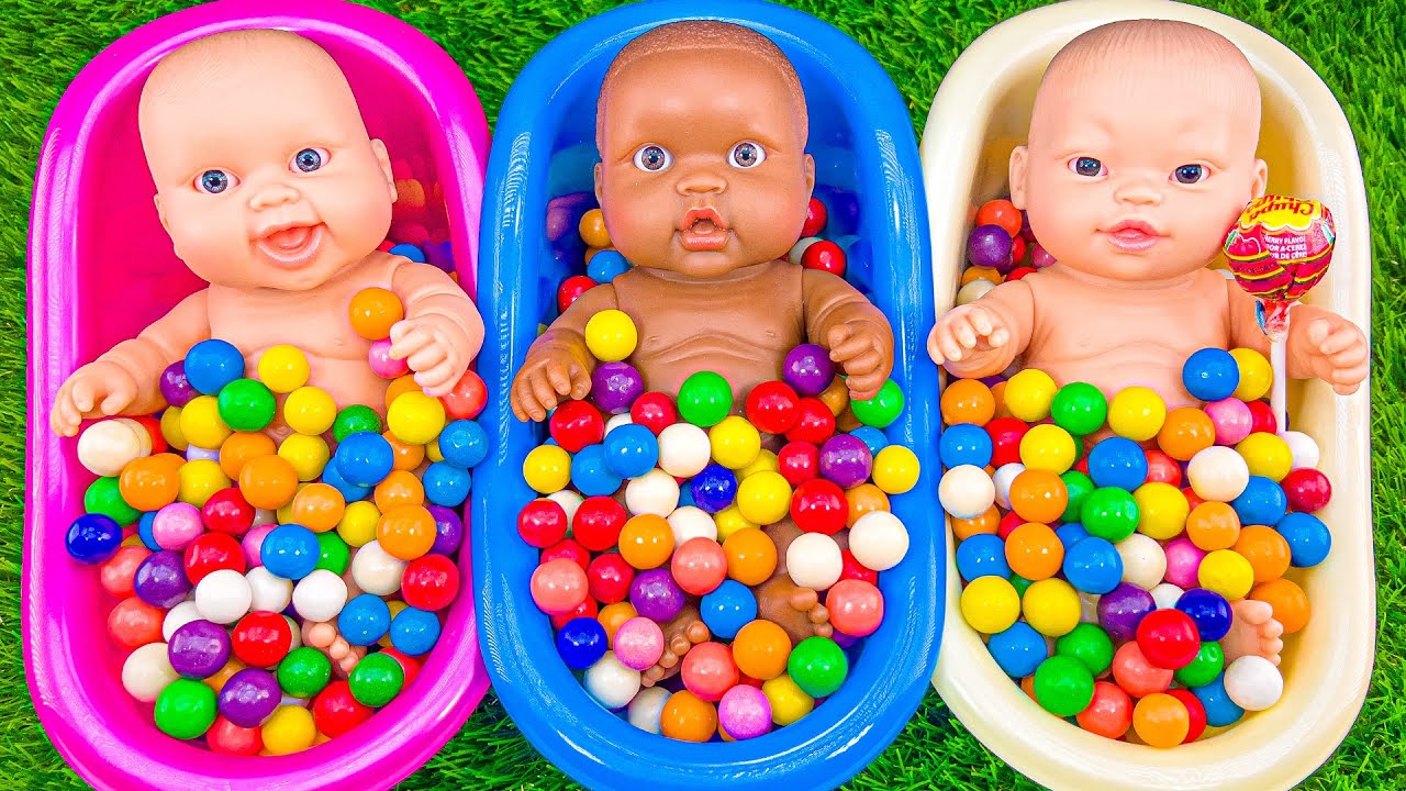 Satisfying Garage ASMR | Glossy 5 Stress Balls Sqeezing with Soft Balls in Magic Color Bathtub ASMR