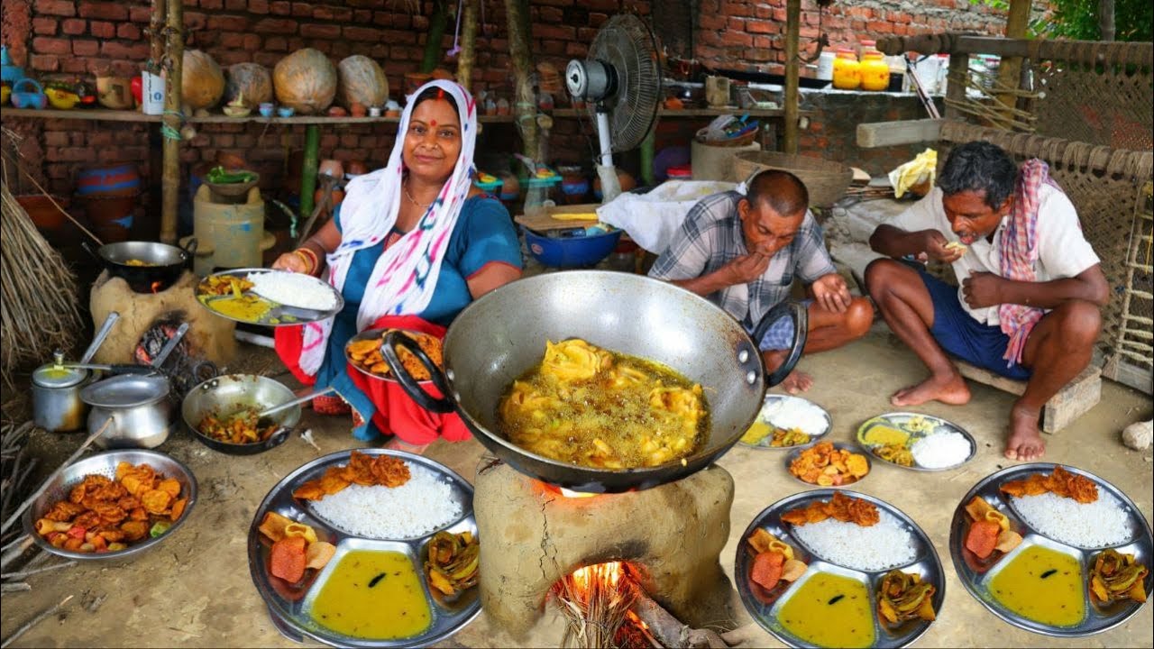 बारिश के मौसम में घर पर बनाएं यह वाली थाली सब कोई खाकर बोलेंगे पहले क्यों नहीं बनाई यह Thali😍
