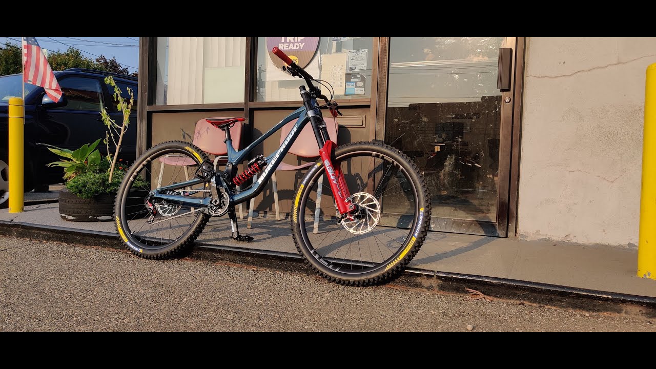 2021 Nukeproof Dissent 290 RS downhill bike, first ride, and impression locally to set the bike up.