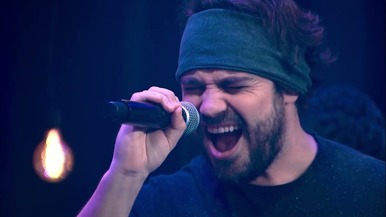 Rosa de Saron faz Medley de 'Te Louvo em Verdade' com 'Sem Você'