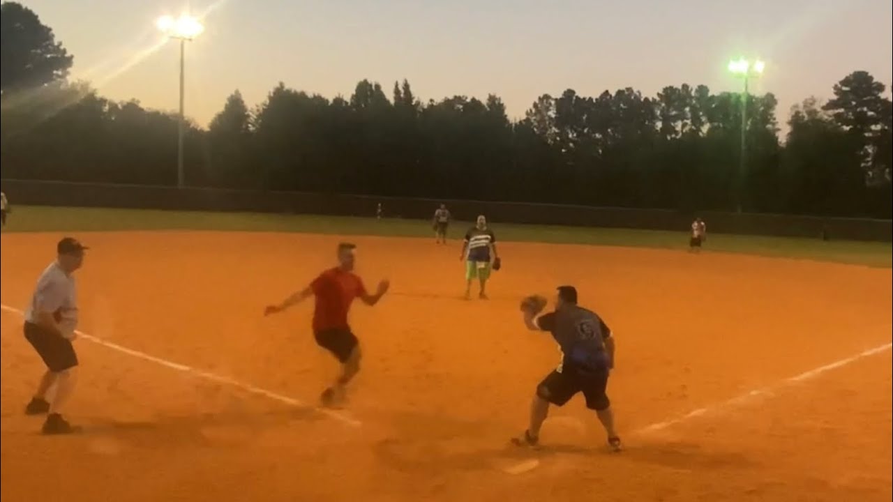 Men&rsquo;s League Ball Bethesda Park: Problematic vs Trinity