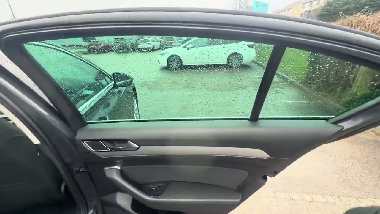 VOLKSWAGEN PASSAT 2015