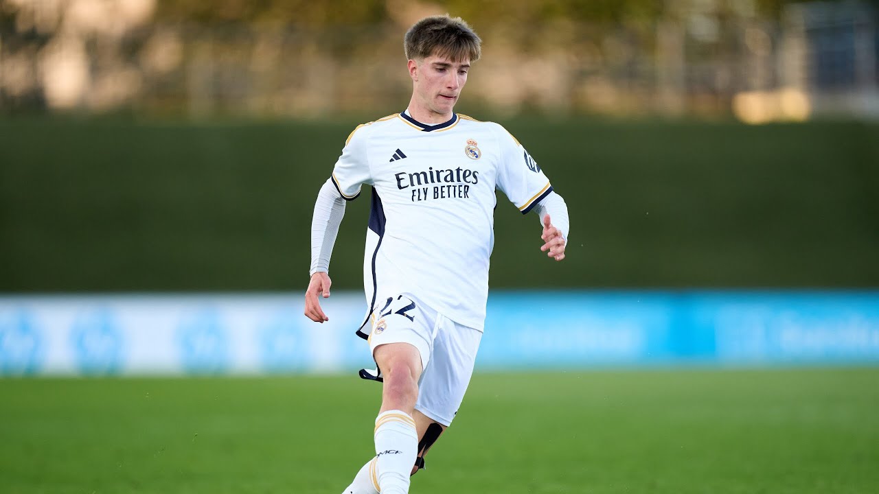 C&eacute;sar palacios Young midfield