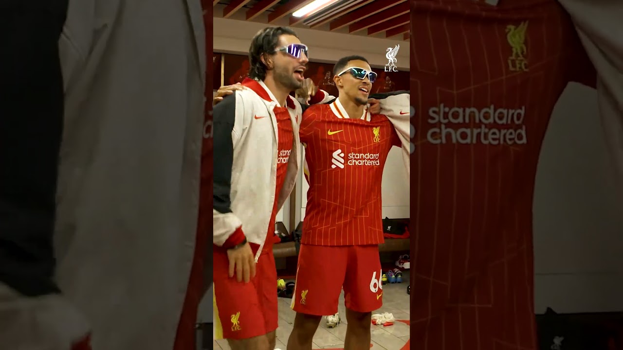 Dressing Room Celebs 😎 🍾