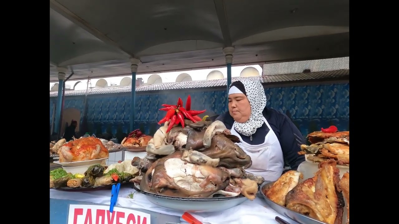 Chorsu - bazar tržnica v Tashkente / Uzbekistan / CK Objavuj svet 