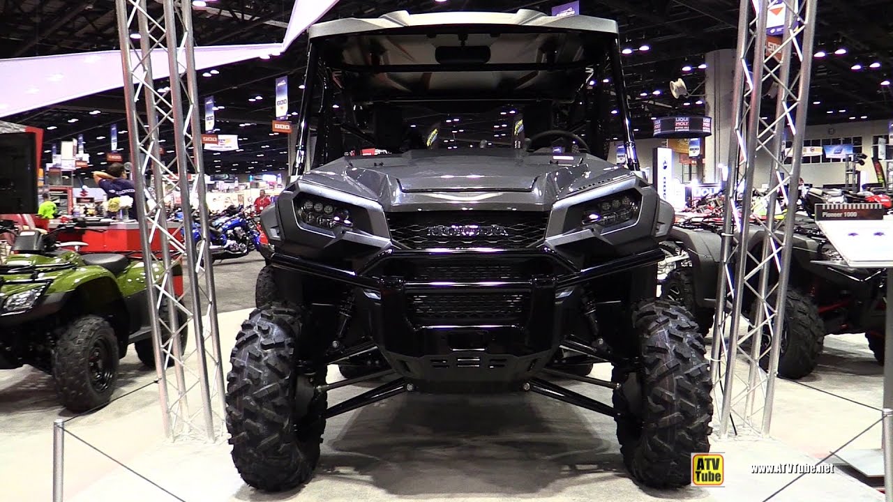 2017 Honda Pioneer 1000 5 Deluxe Side by Side ATV - Walkaround - 2016 EIMExpo Orlando