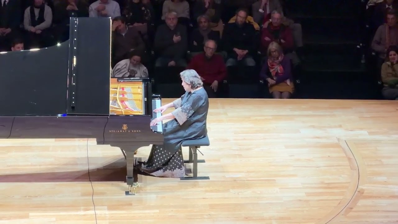 Schubert: Impromptu As-dur op.142 N2 - ELISABETH LEONSKAJA
