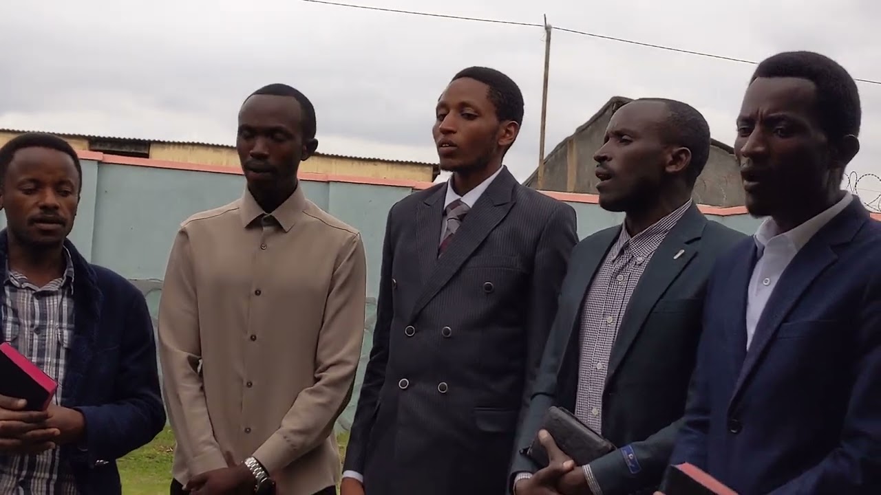 INDIRIMBO NZIZA YA TWISUNGE YESU