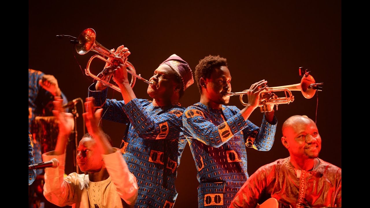 KalaJula & Gangbé Brass Band - Asro - live 2019