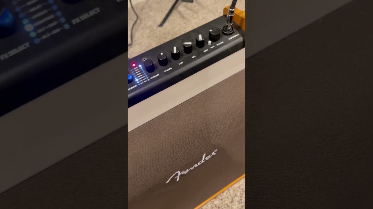 Fender Acoustic 100 - 100-watt Acoustic Amp!
