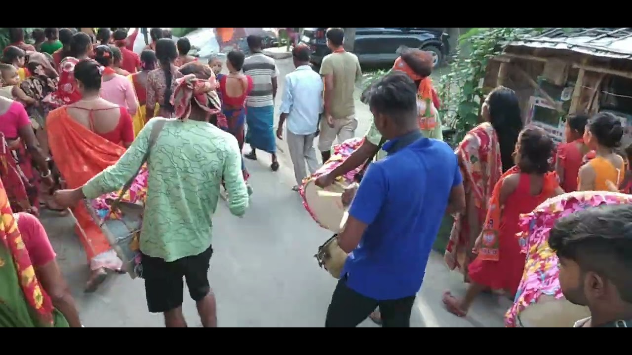 Uttarpara chele Ami Dakshin parar chele Ami bhai bhasha