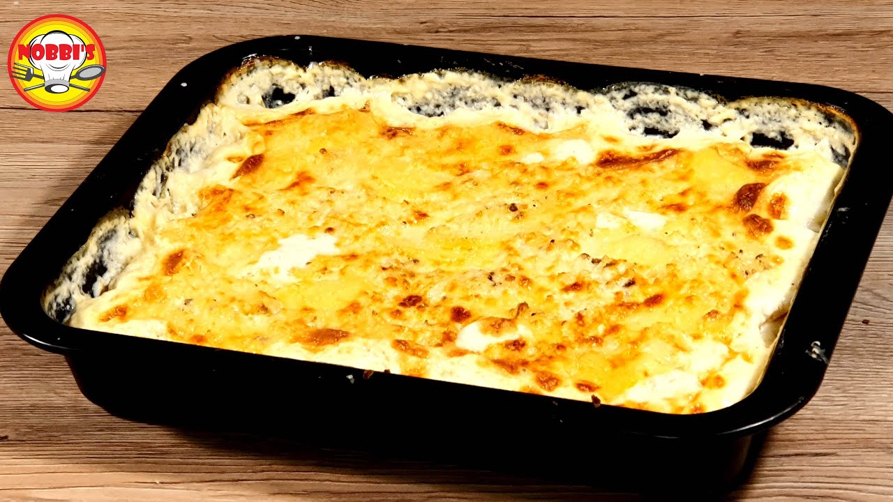 Классическая картофельная запеканка с нежными сливками и пармезаном, легко и всегда получается.