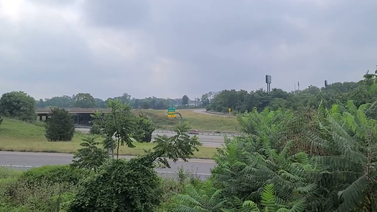 2 minutes of non-stop traffic watching on I-81 in Linglestown, PA