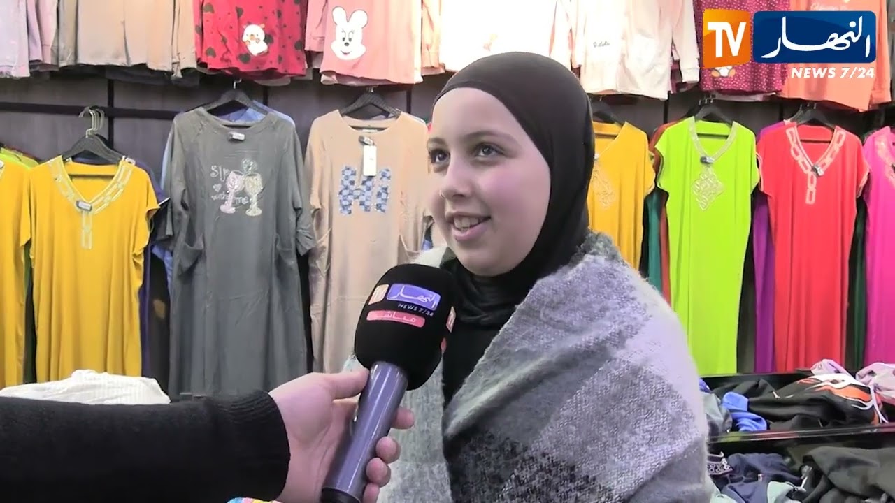 مجتمع: مع العشر الأواخر لرمضان   مواطنون يسابقون الزمن لاقتناء ملابس العيد