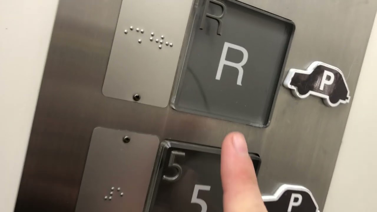 イオンモール岡崎エレベーター🛗（シネマ館）