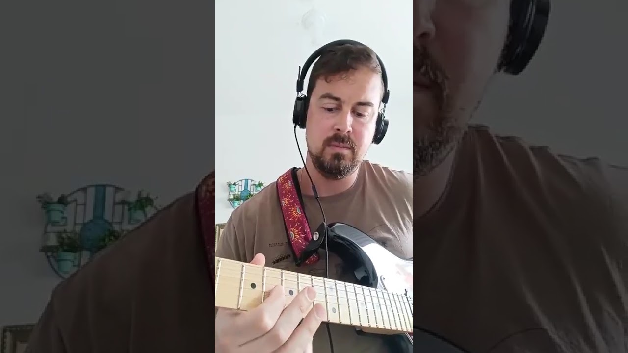 Ricardo Paulino Filho - Europe (Santana)