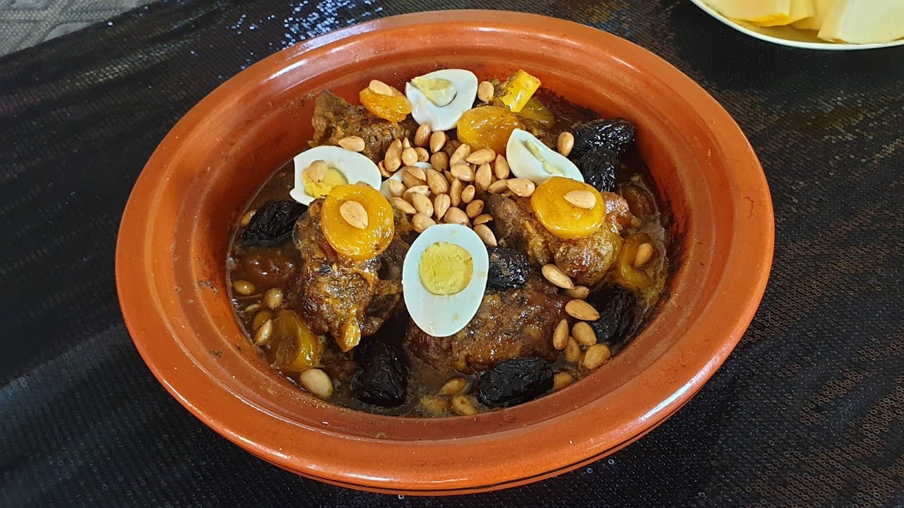 طاجين اللحم بالبرقوق والمشمش معلك ومفلك كيجي غزال للضيوف اول تهلو فريسكم بعد🤭