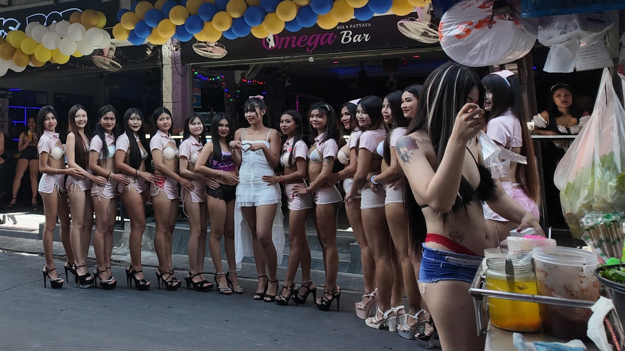 Pattaya Soi 6 Daytime, Thailand 4K 60FPS