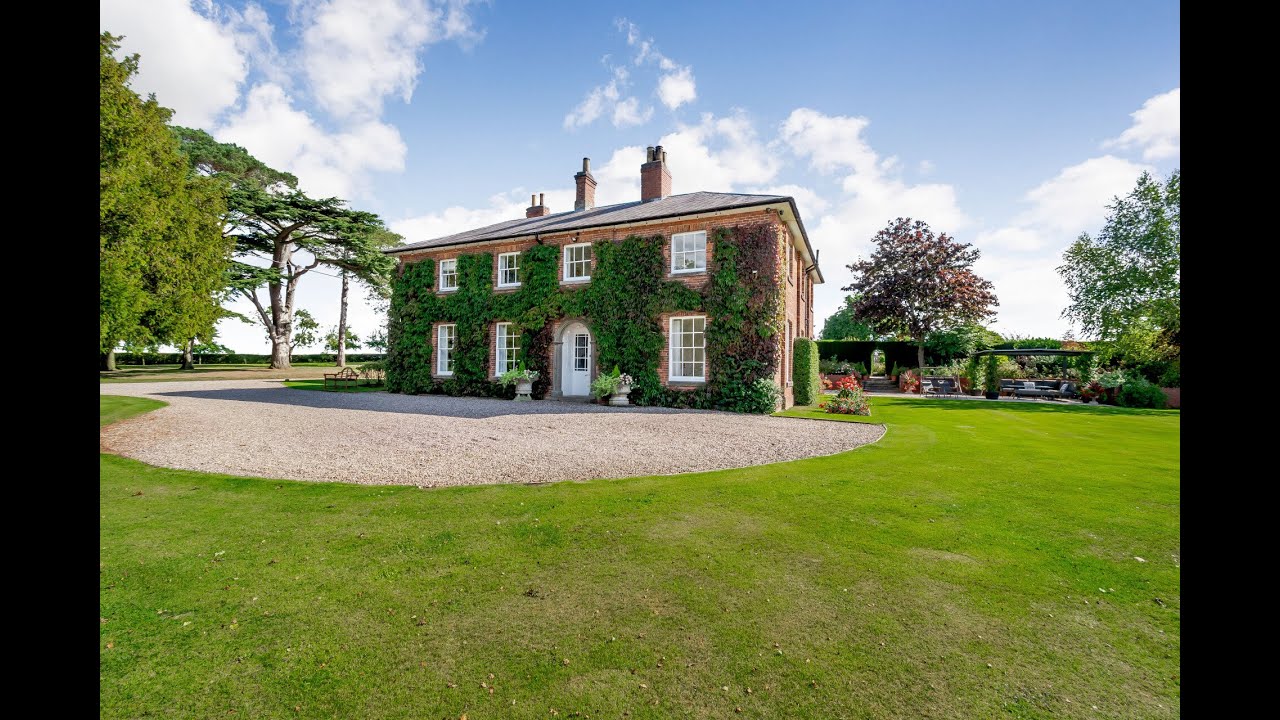 Longford | Ashbourne | Derbyshire | Fine & Country Derbyshire | Arma Kang & Pip Holden