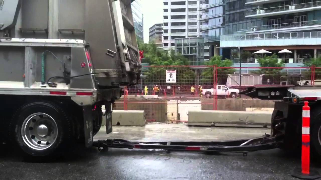 DUMP TRUCK TRANSFER BOX (#1) 5/28/'13     +{60 ft. Gravel Drop}