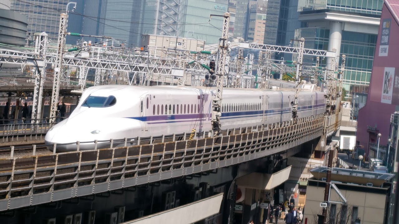 Shinkansen Train Spotting in Tokyo