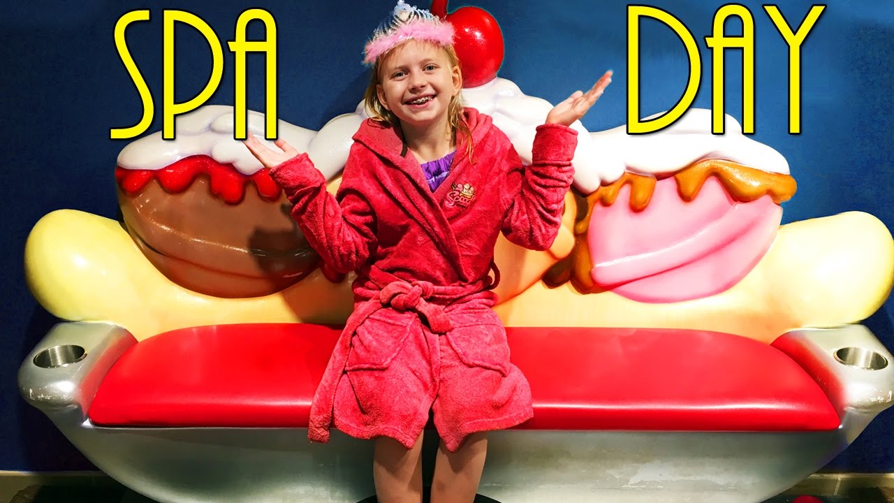 FIRST SPA DAY!! Pedicure, Hair & Ice Cream Cones at Scoops Kids Spa Great Wolf Lodge