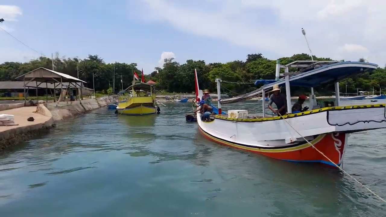 Gili Iyang Pulau Oksigen Terkini - Giliyang sumenep