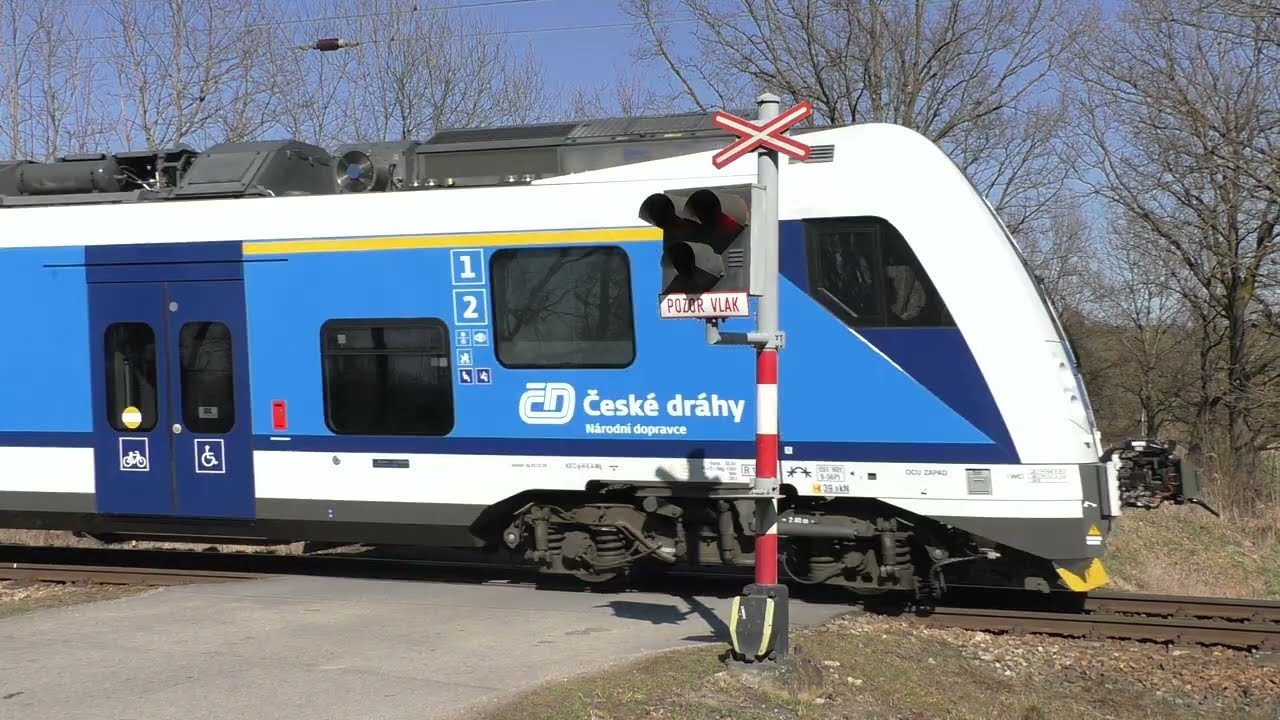 Železniční přejezd Hluboká nad Vltavou -  Nemanice II P1131