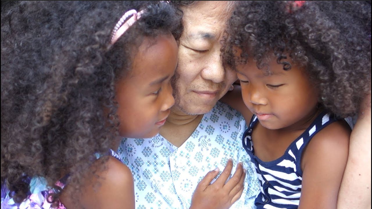 МЫ ПРИЕЗЖАЛИ В КОРЕЮ! И ДЕДУШКА В БОЛЬНИЦЕ | Видеоблог Black Korean Family, выпуск 169