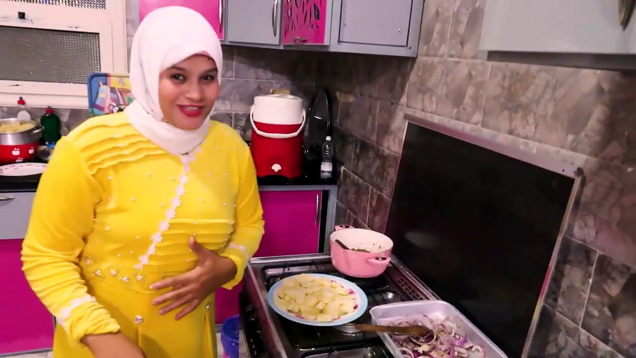 عندنا عزومة..ووليمة عملاقة للحبايب🦃ياتري مراتي ناوية علي آية😱اتصدمت من الأصناف👩‍🍳وانبهرت عالأخر..🍖