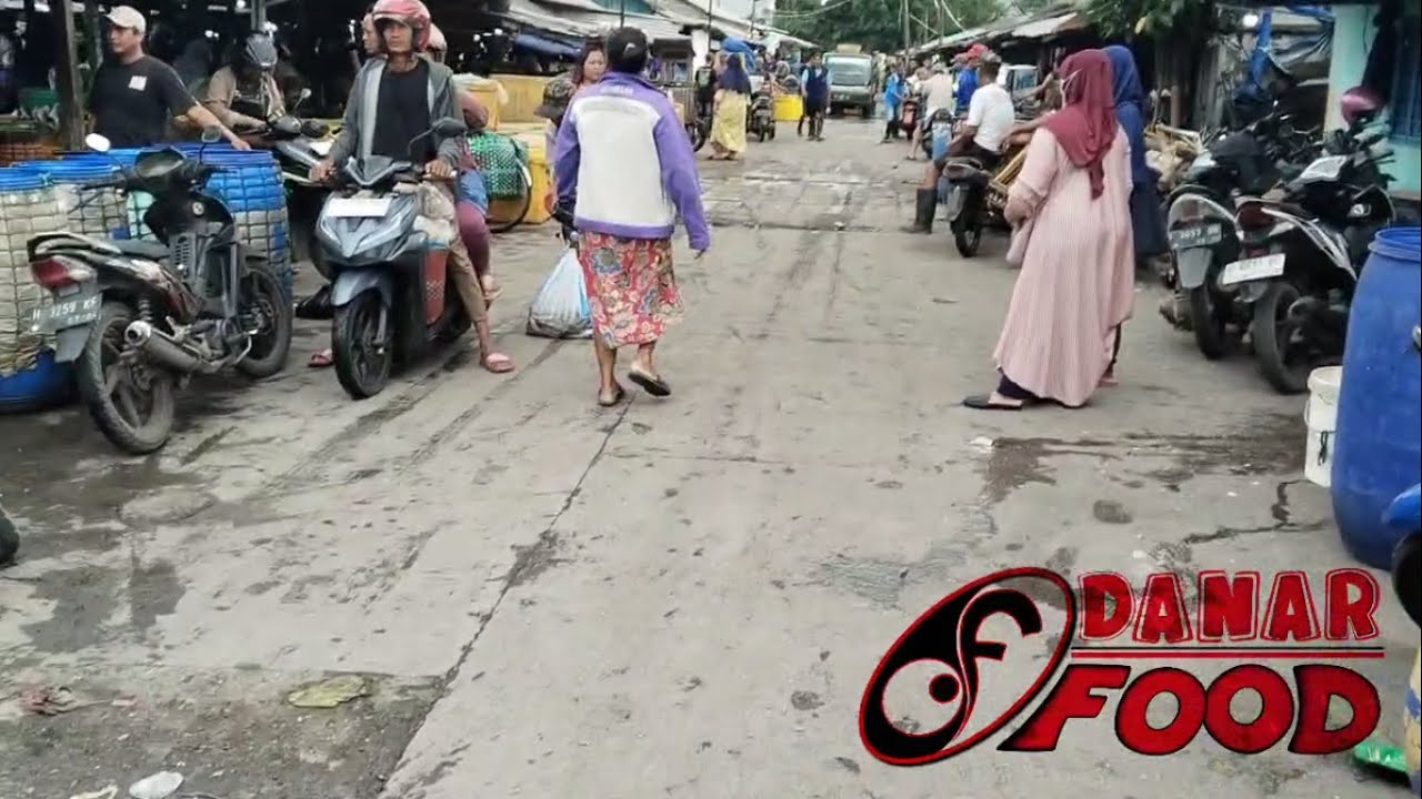 Pasar Ikan Kobong Semarang : Pusat Perdagangan Ikan Segar Terbesar di Jawa Tengah Tak Pernah Sepi