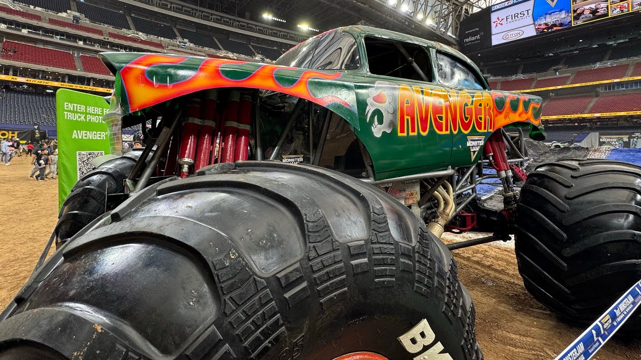 Avenger - Jim Koehler | Winning Freestyle Run | Monster Jam Houston 02/01/2025