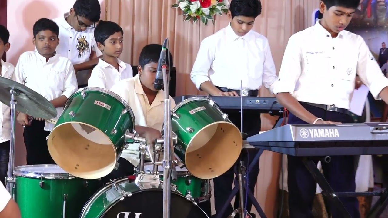 RAJA RAJA CHOLAN SONG