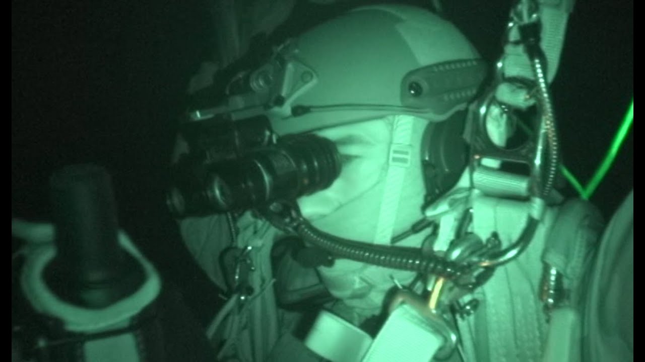 Reportage FRANCE 3 Groupement des Commandos Parachutistes GCP 11 eme Brigade/ Special forces