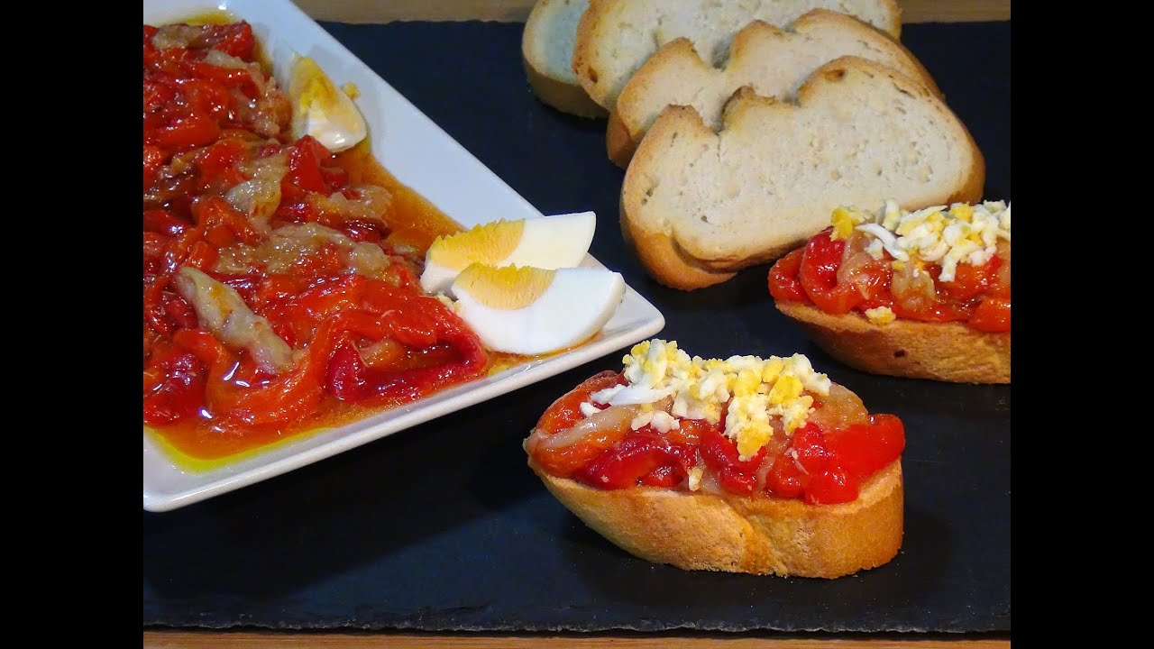 Receta Esgarrat o esgarraet (Ensalada de pimientos con bacalao). Recetas de cocina. Loli Domínguez.