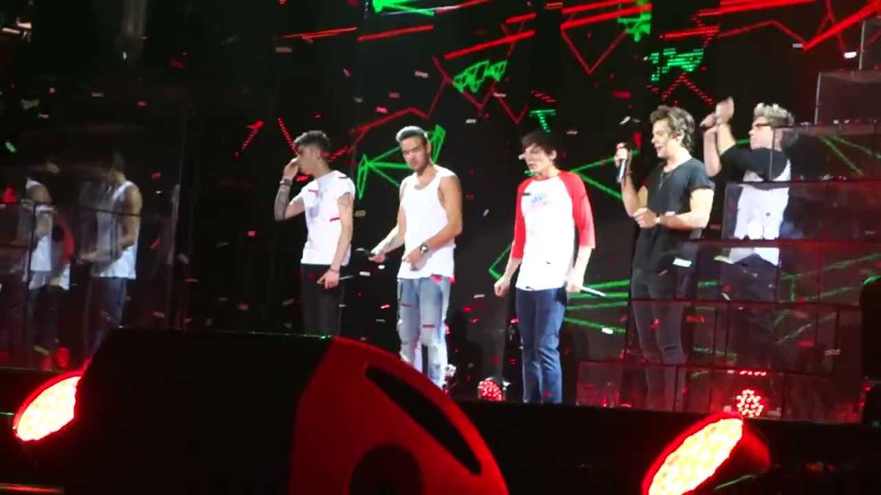 One Direction - Kiss You (Melbourne 2013)