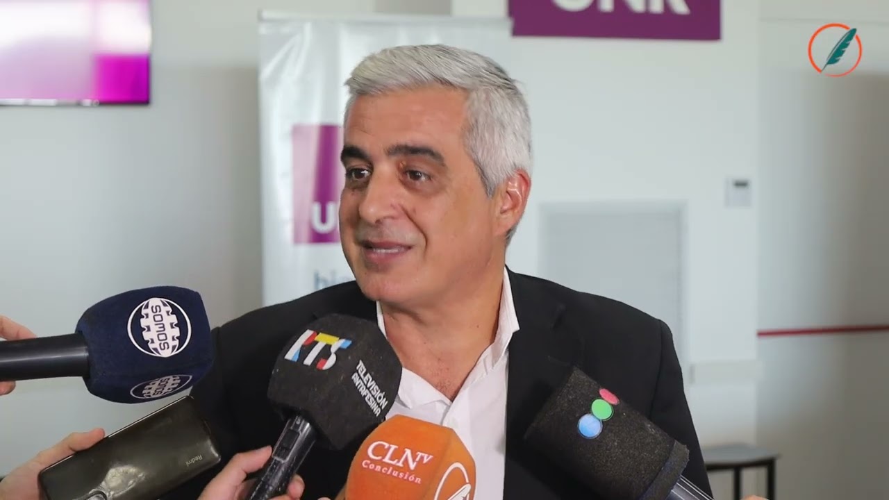 Bartolacci, sobre un posible paro por tiempo indeterminado en la UNR: “No es la medida correcta”