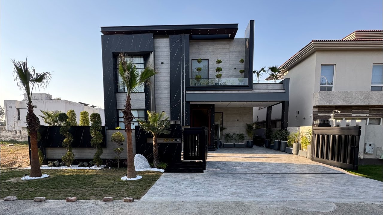 1 KANAL FULLY furnished House for Sale in DHA PHASE 6 Call 0307-6089887