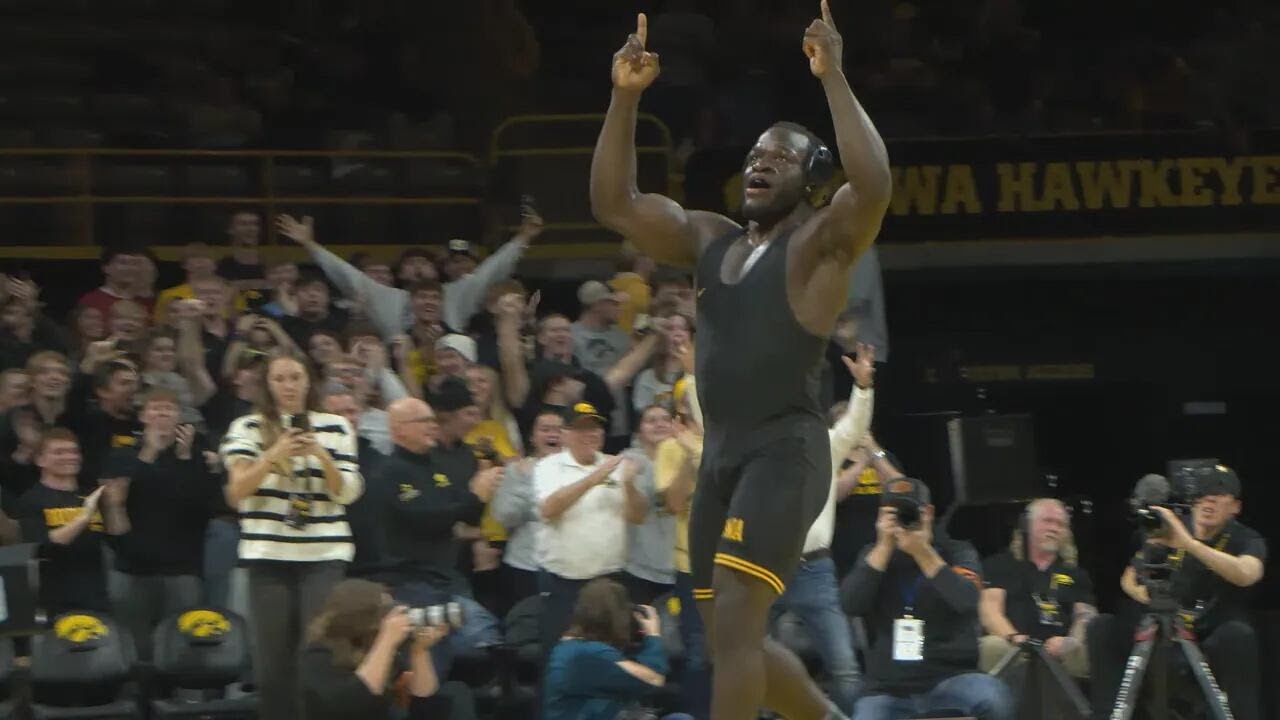Iowa wrestler Massoma Endene no longer on the roster, per Tom Brands
