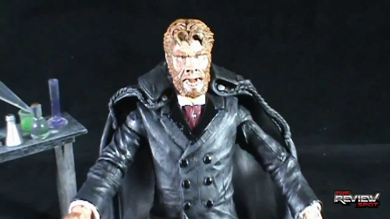 Toy Spot -  Diamond Select Toys Universal Studios Dr. Jekyll and Mr. Hyde