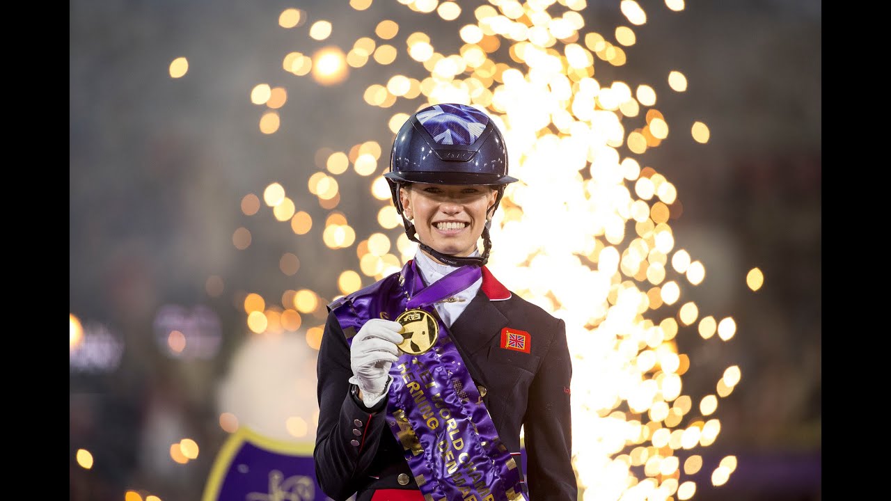 Charlotte Fry GLAMOURDALE Final Freestyle Herning 2022  sierpnia 2022