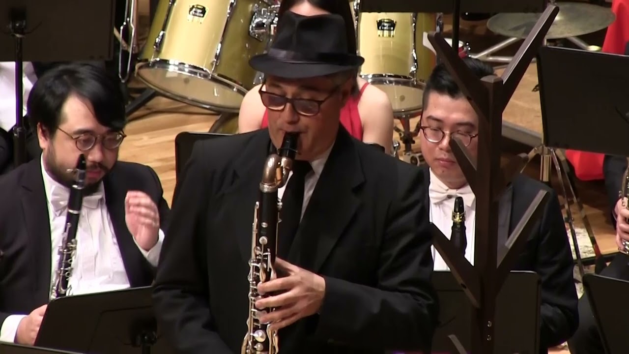 Ferrer Ferran - The Castle of Dr Bassclar - Daniel Belloví & Hong Kong Festival Wind Orchestra