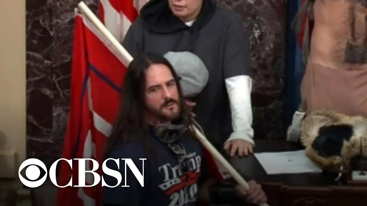 Man who shared selfie from inside the Senate on January 6 enters a guilty plea