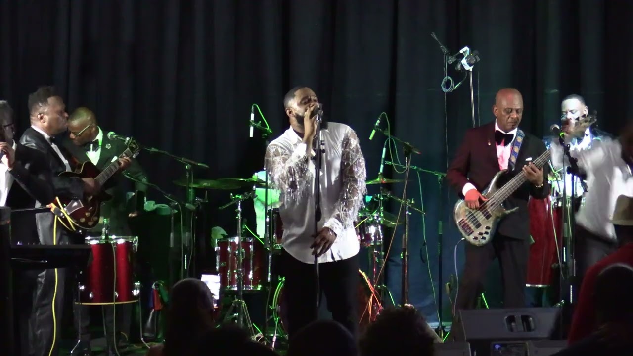 System band Live Ramada Inn September 2025---- Anita