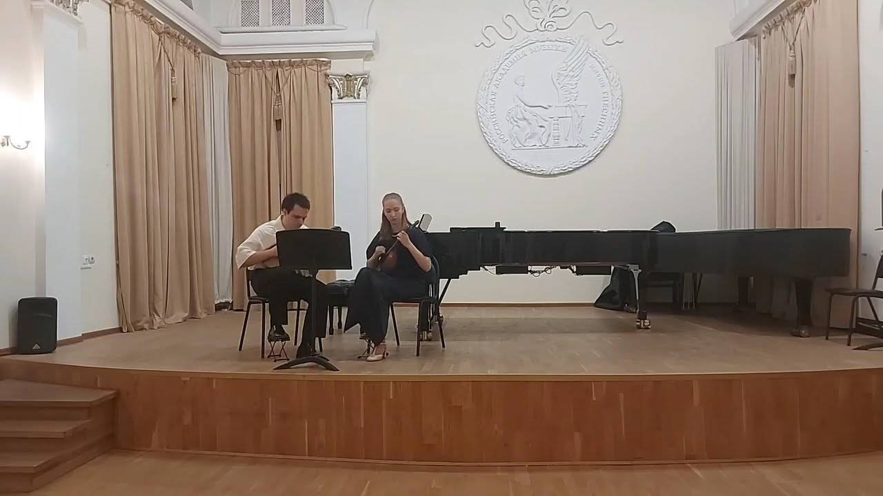 Giovanni Battista Gervasio. Д. Б. Жервазио, Синфония ре мажор , 2 и 3 ч для 2х мандолин