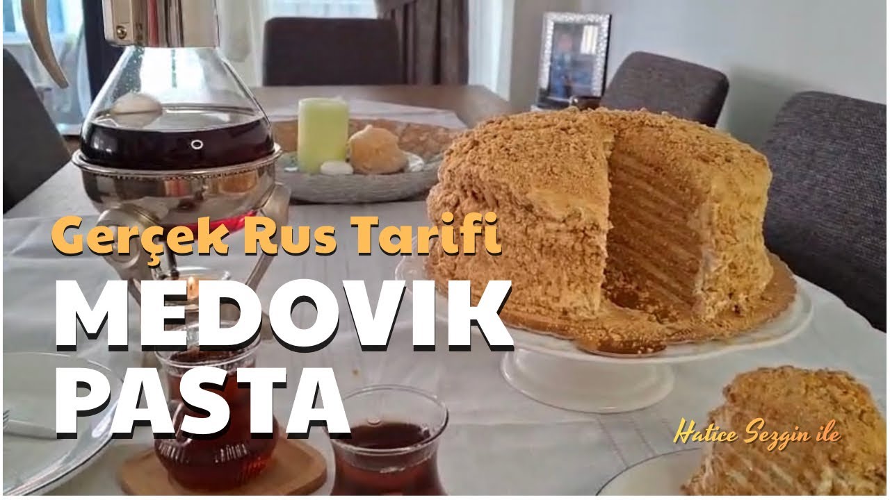 Gerçek Rus Pastası Medovik Tarifi 🍯 Kat Kat Lezzet, Tam Kıvamında ve Yumuşacık!