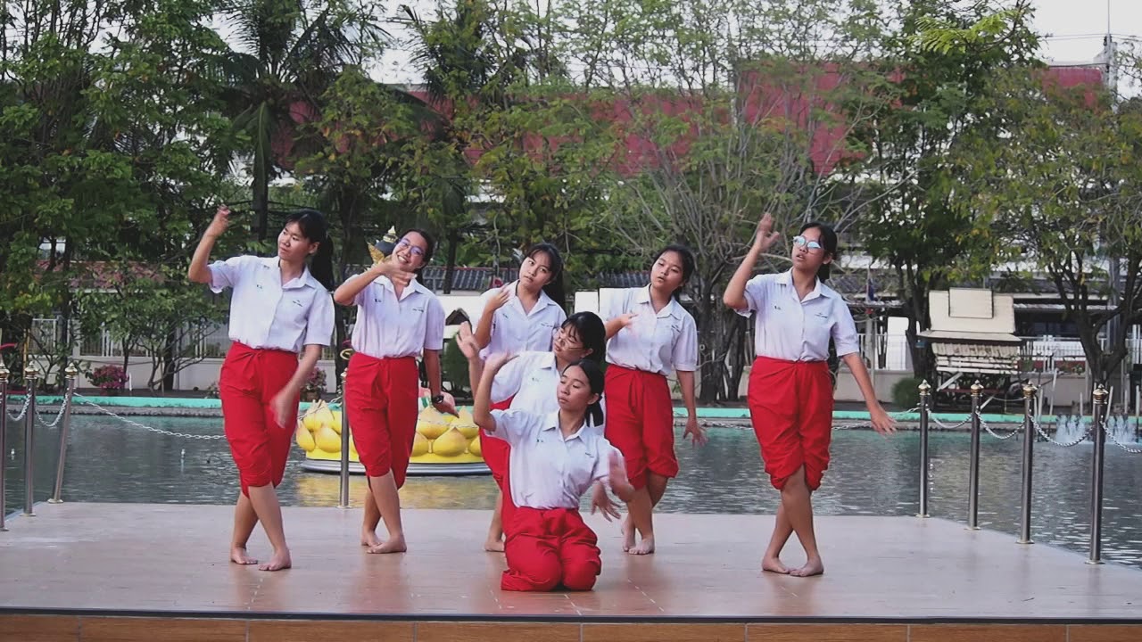 ภาษาท่าและนาฏศิลป์สร้างสรรค์ เพลงซ่อนกลิ่น ม.5/2 โรงเรียนชลกันยานุกูล