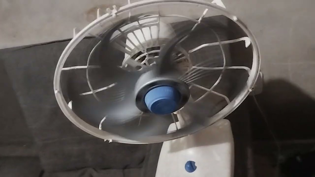 Novo membro da coleção: Ventilador de mesa faet 1048
