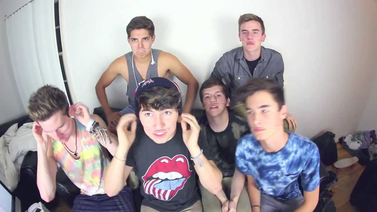 6 Guys Do The Rubberband Challenge!