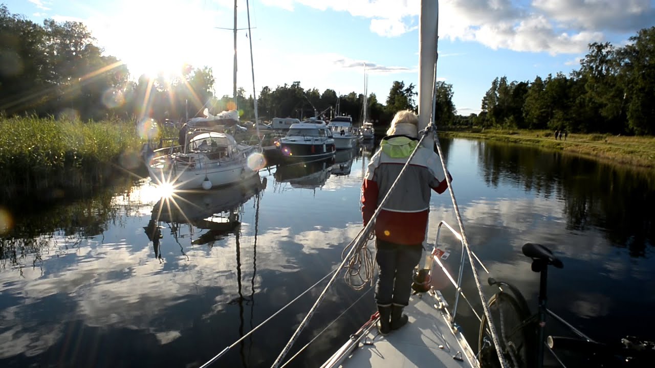 Cyklar och seglar runt sjön Viken i Göta Kanal. Vlog 63.